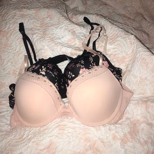 Laura Ashley Bra bundle! (Push-ups)offers accepted